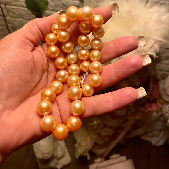 Authentic golden pink south sea pearl necklace - Picture 12 of 16